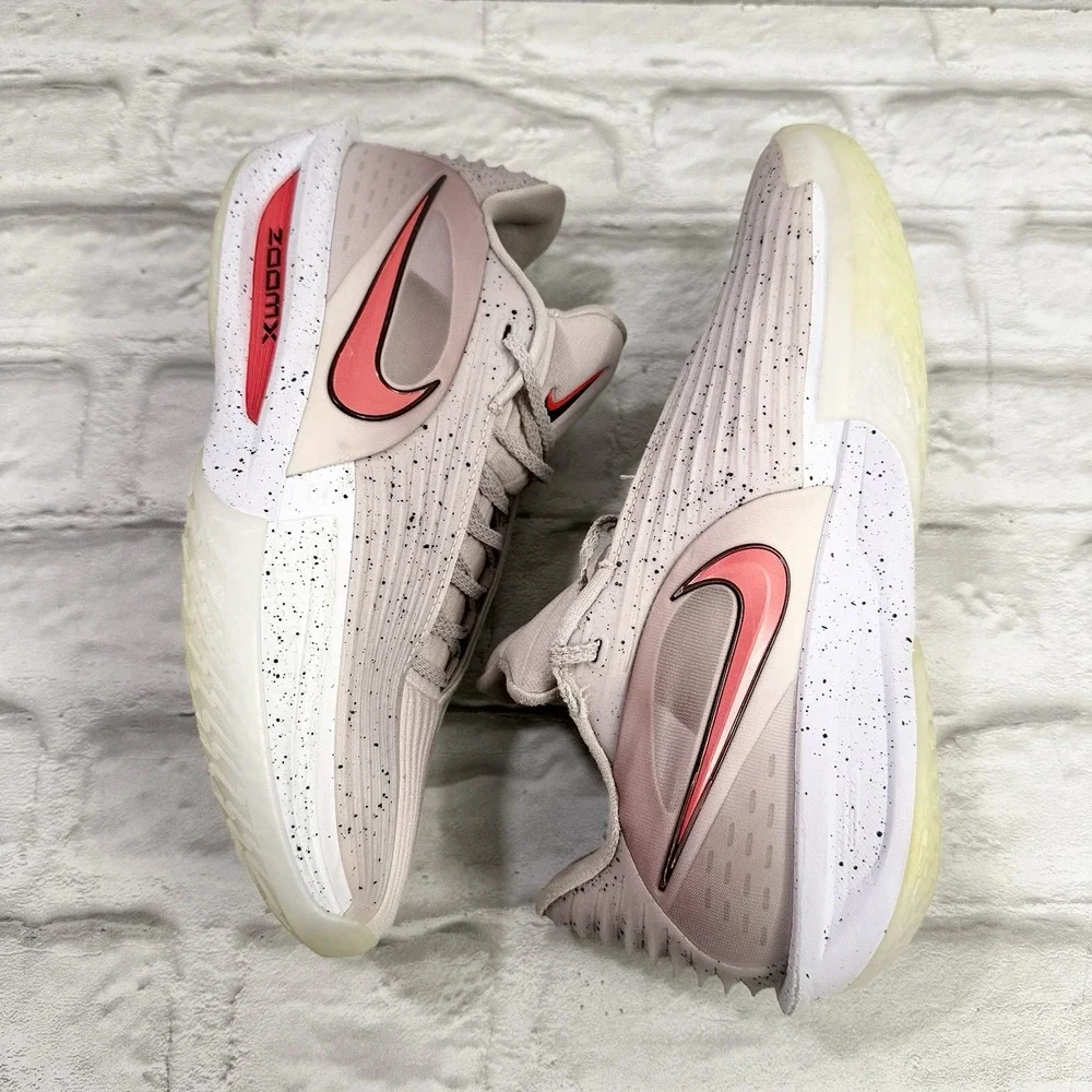 Nike zoomx cut